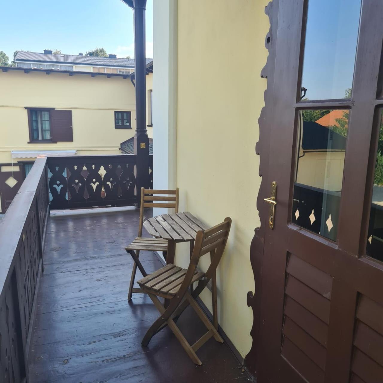 Villa Musik - Historical Apartments In Баден Экстерьер фото